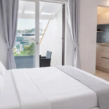 Le Residenze Dei Fiori * Porto Ottiolu