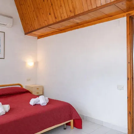 Le Residenze Dei Fiori Διαμέρισμα Porto Ottiolu
