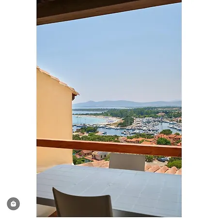 Apartamento Le Residenze Dei Fiori Porto Ottiolu